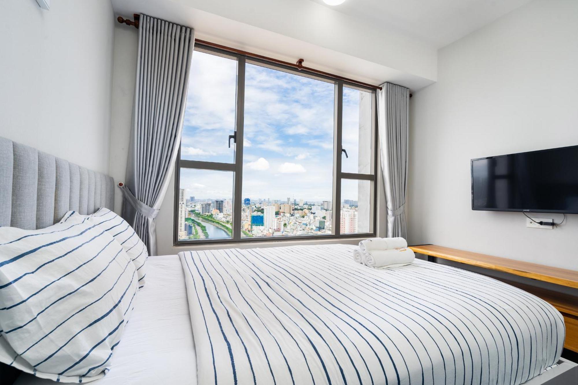 Min' Apartment - Rivergate Residence Downtown Bui Vien - Free Pool Ho Şi Min Dış mekan fotoğraf